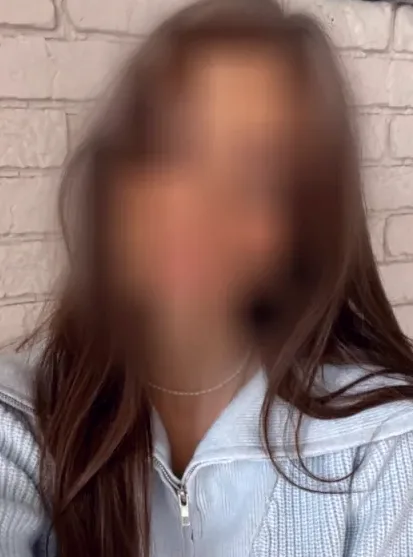 Emily, 29