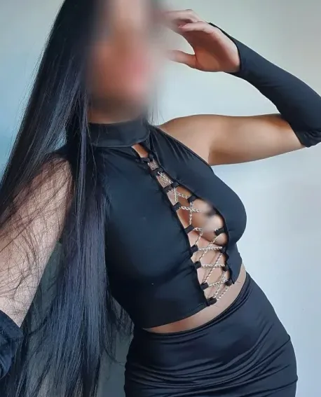 Ewa, 22