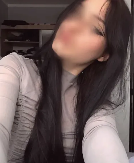 Michelle, 20