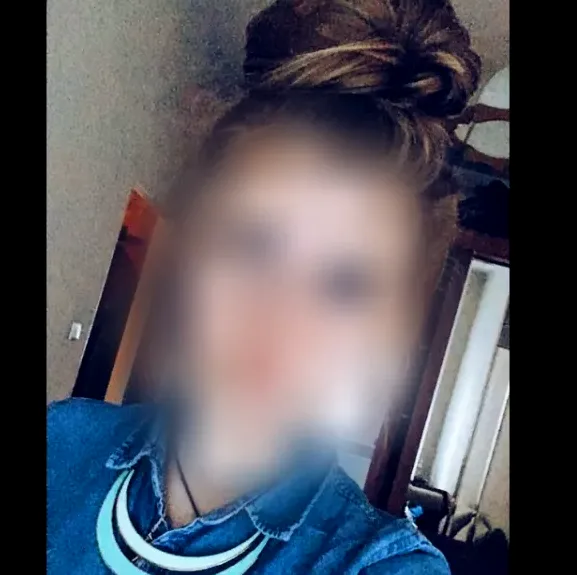 Niamh, 34