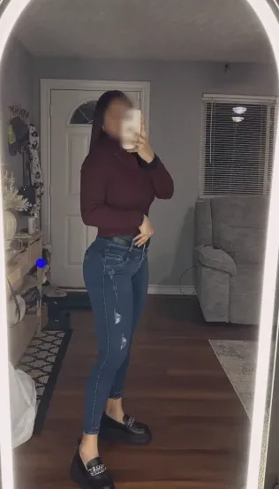 Rosie, 29