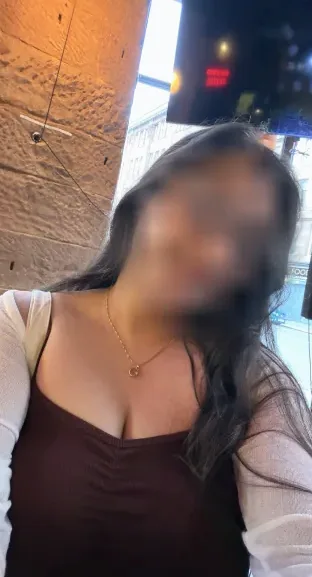 Rosie, 24