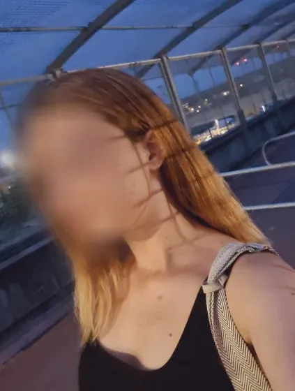 Yasmin, 23